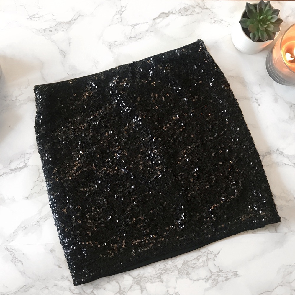 H&M sequins mini skirt